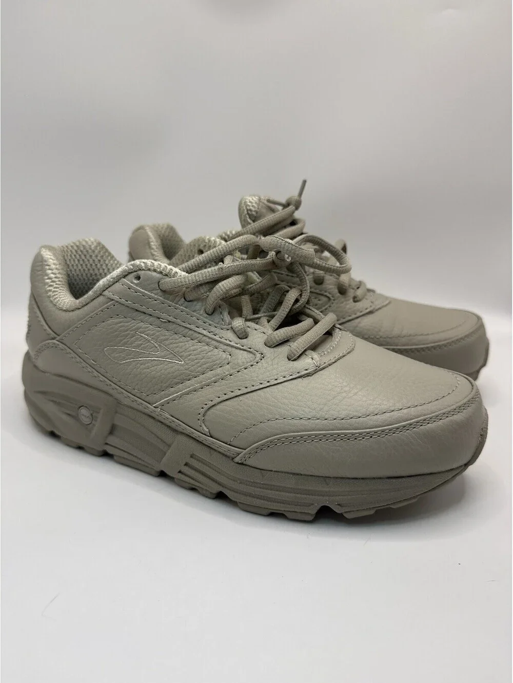 Brooks Addiction Walker 1200321B12 Walking Shoes Taupe Womens 7.5 Wide NWOB